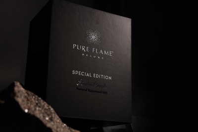 "Deluxe" POUDREE CRYSTAL EDITION BLACK kvepianti žvakė krištolo inde